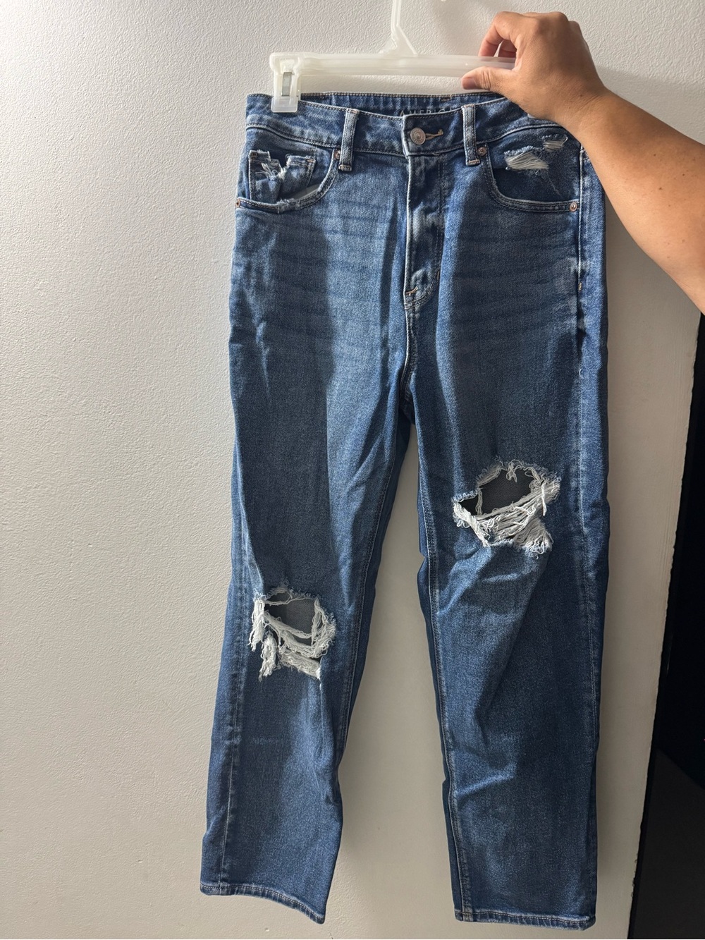 American Eagle Outfitters Distressed Boyfriend Jeans in Blue